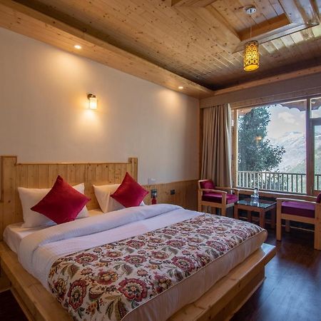 Rocky Mountain Jibhi Hotel Exterior photo